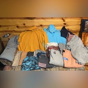 Men's Shirt, Sweater & Hoodie Lot